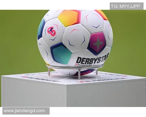 提升足球表现的秘密武器防滑袜让你在场上如虎添翼